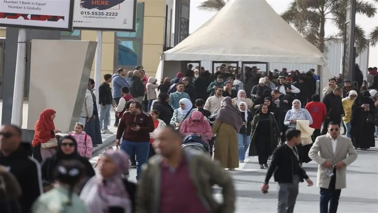 ساعات على الإغلاق.. موعد انتهاء فعاليات معرض القاهرة للكتاب في دورته الحالية